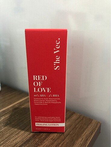 She vec red of love