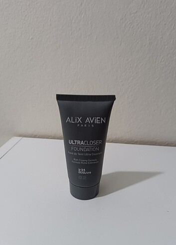 Alix avien