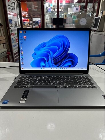?Lenovo Celeron 4 Gb RAM 128 Gb Ssd 11 Ay Garantili