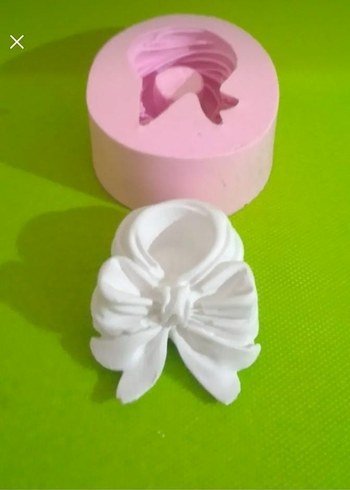 Fiyonklu Mumlu Kalıbı - Görsel 2