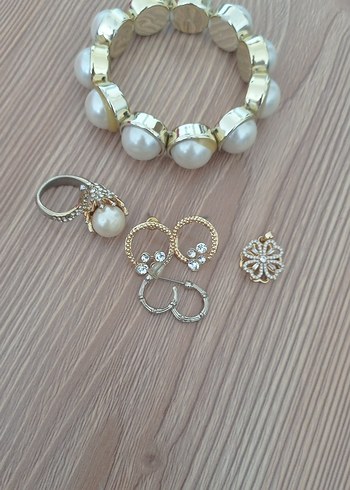 Accessorize Beyaz Boncuklu Vintage Kadin Taki Seti
