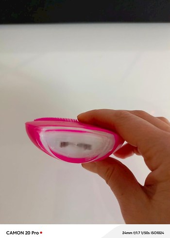Pembe Yüz Temizleme Cihazı - Görsel 4