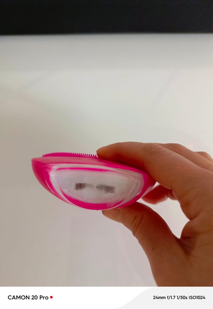 Pembe Yüz Temizleme Cihazı - Görsel 4