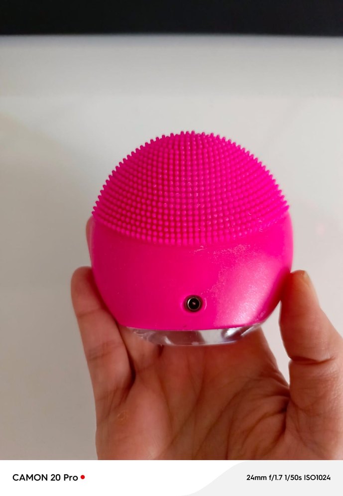 Pembe Yüz Temizleme Cihazı - Görsel 3