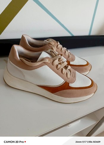 Bej Kadın Dolgu Topuk Spor Ayakkabı - Görsel 3