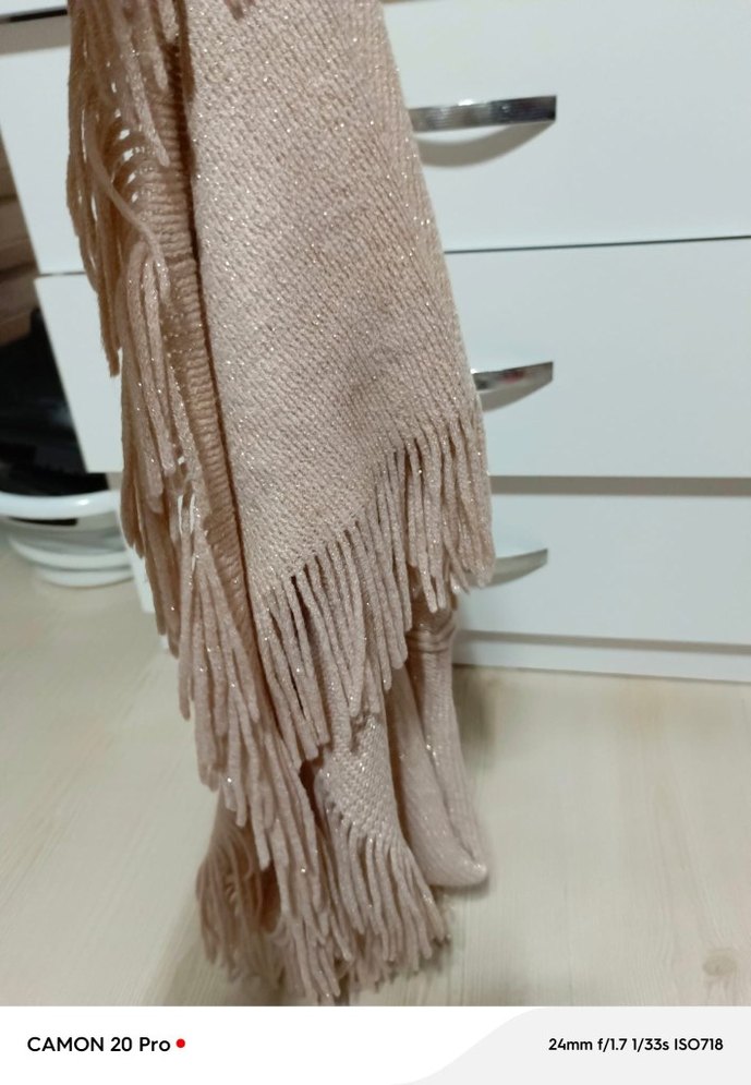 Bej Örgü Kadın Şal - Görsel 5