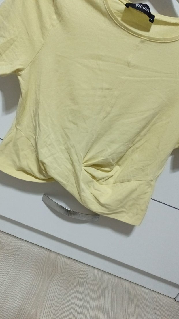 Sarı Kısa Kollu Basic Kadın Tişört - Görsel 3