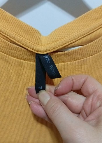 Sarı Fırfırlı Tişört - Görsel 4