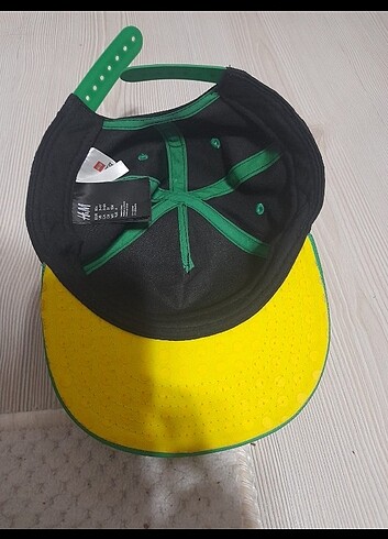 3-5 Yaş, 21 cm Beden yeşil Renk H&M erkek cocuk şapka 