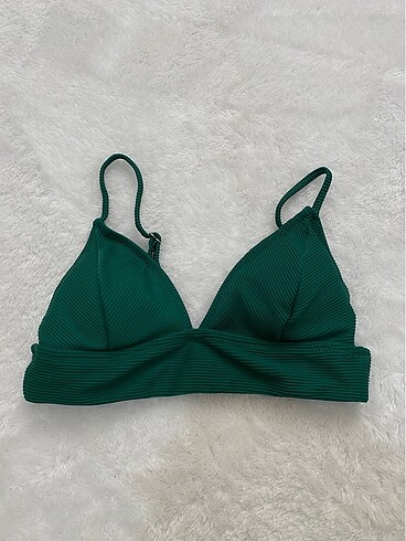 bikini üstü