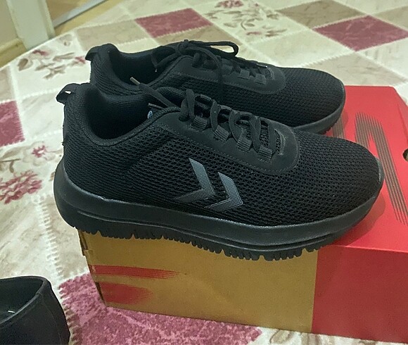 39 Beden Hummel ayakkabı