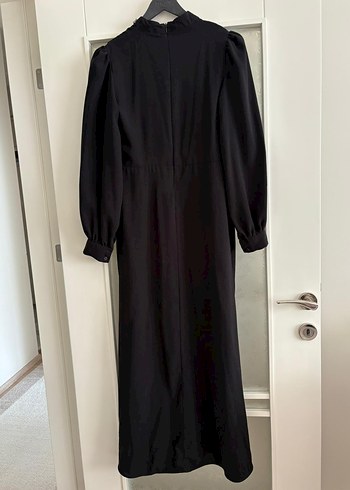 Siyah Uzun Kemerli Yüksek Yakalı Kadın Elbise - Görsel 3