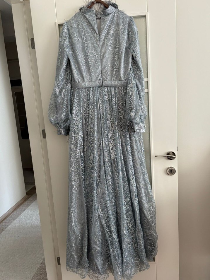 Gri Erkek Askısı Minimalist Stil - Görsel 3