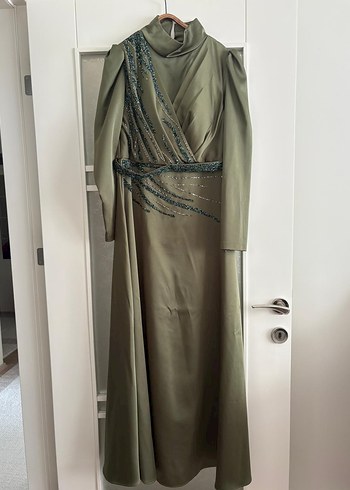 Kadın Parlak Haki Uzun Abiye Elbise - Görsel 4