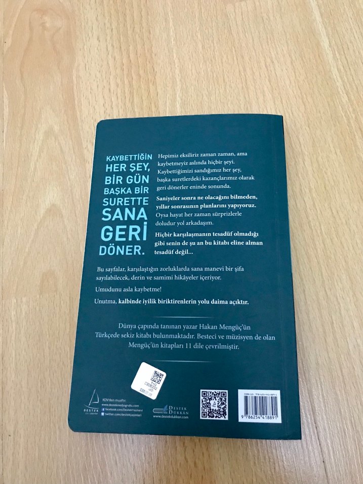 Hakan Mengüç Mutluluğu Sende Bulan Senindir Roman - Görsel 3