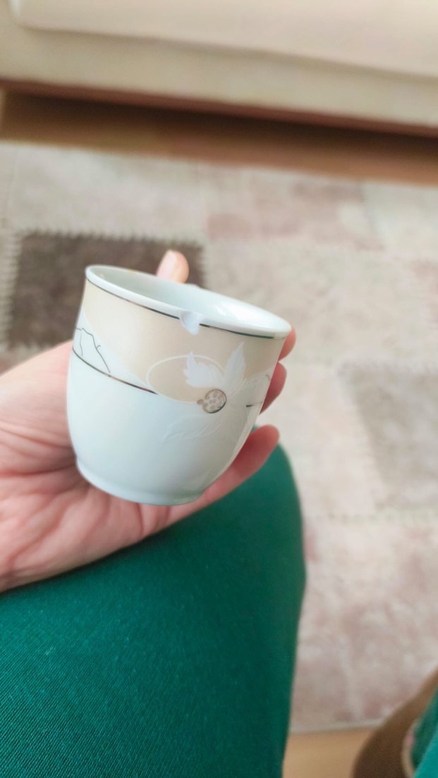 Beyaz ve Gri Desenli 5lı Kahve Fincan Seti - Görsel 4