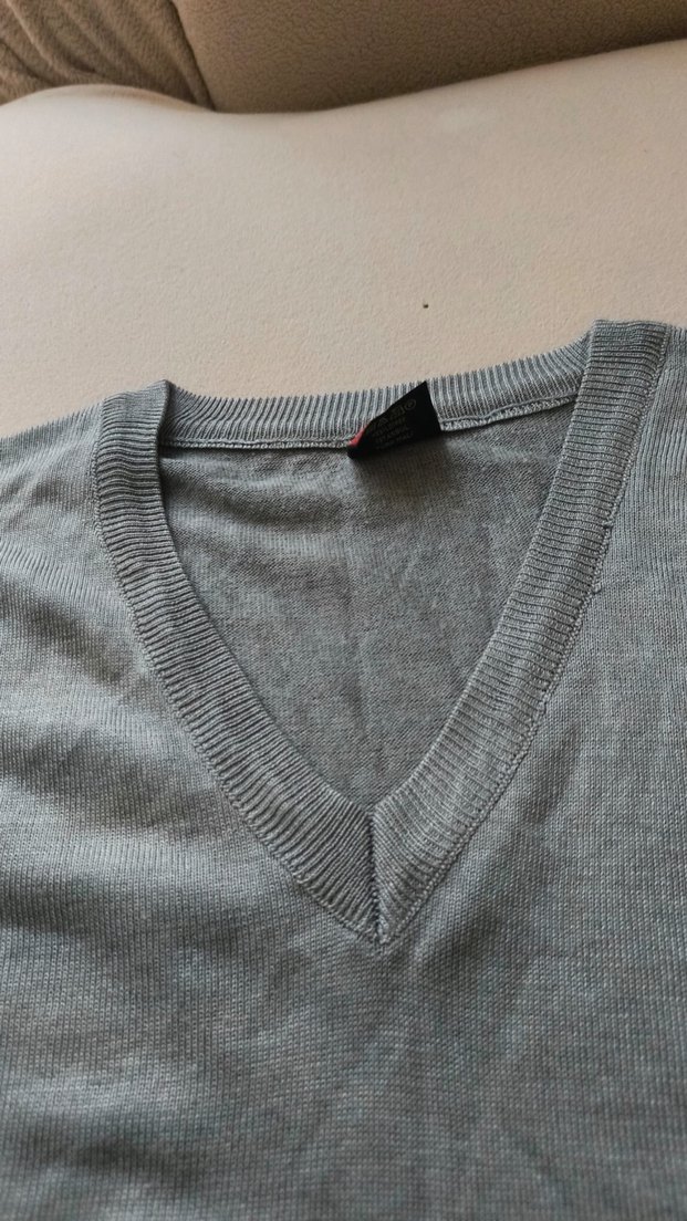 Gri V Yaka Kolsuz Süveter - Görsel 5