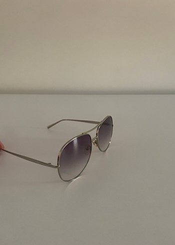 Şeffaf Detaylı Gri Kadın Gözlük - Görsel 2