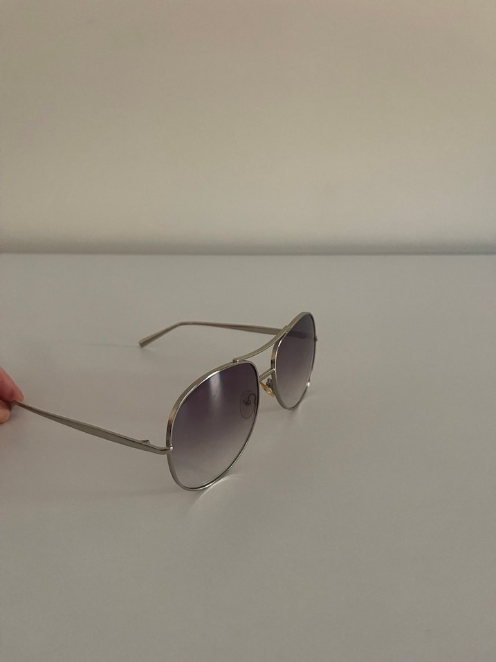 Şeffaf Detaylı Gri Kadın Gözlük - Görsel 2