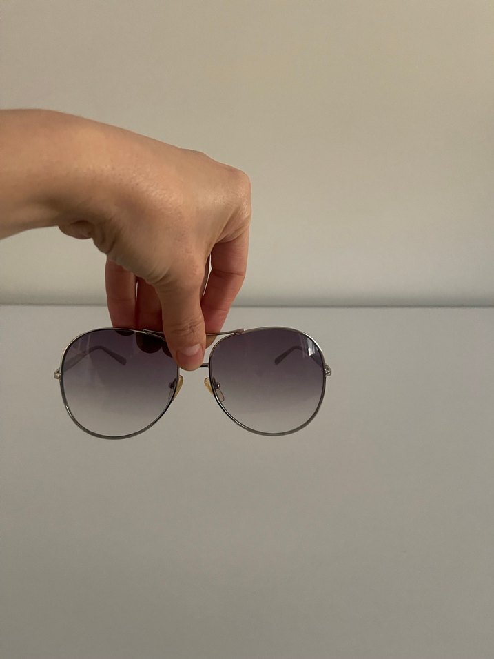 Şeffaf Detaylı Gri Kadın Gözlük - Görsel 3