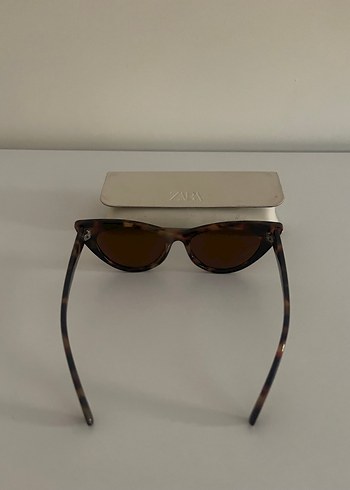 Kahverengi Şeffaf Kadın Gözlüğü - Görsel 2