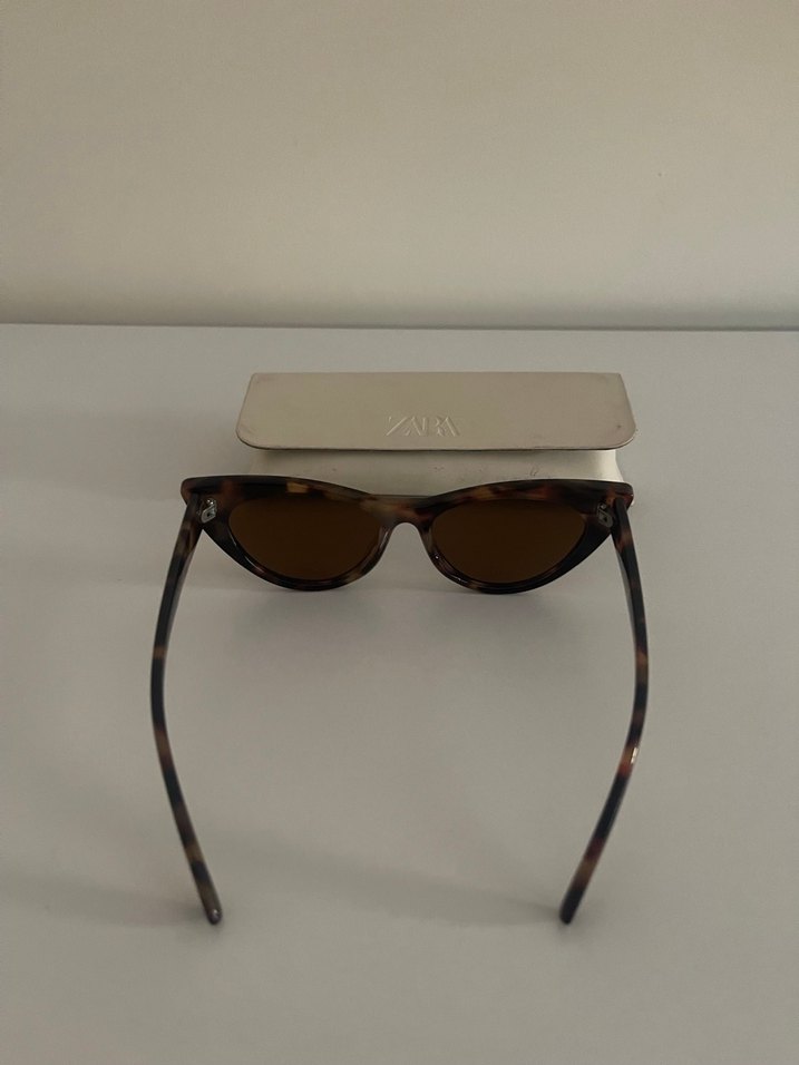 Kahverengi Şeffaf Kadın Gözlüğü - Görsel 2