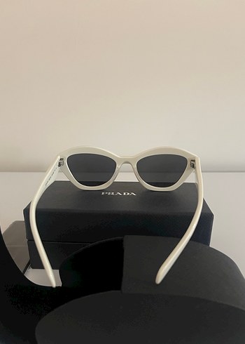 Prada Beyaz Kadın Gözlük - Görsel 2