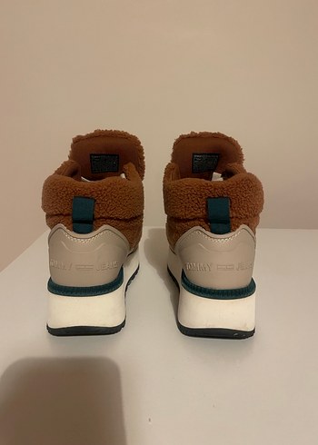 Kahverengi Kürklü Platform Topuklu Kadın Bot - Görsel 3