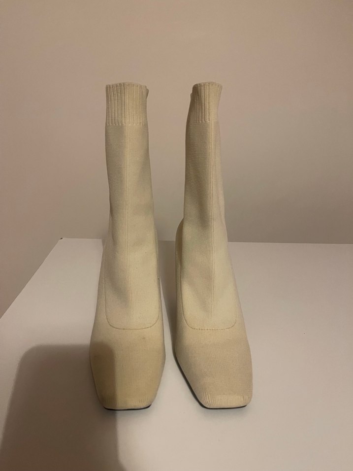 Beyaz Stiletto Topuklu Kadın Çizme - Görsel 2