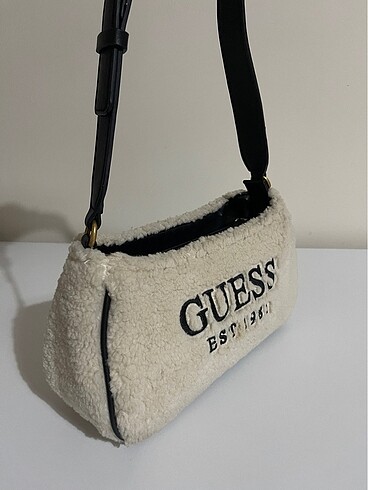  Beden Guess çanta