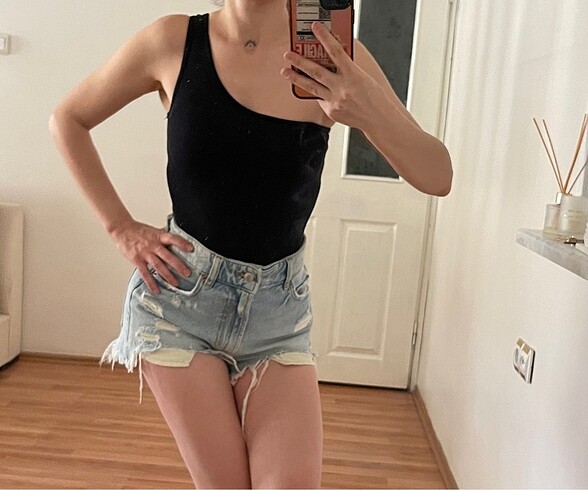 Zara tek omuzlu body