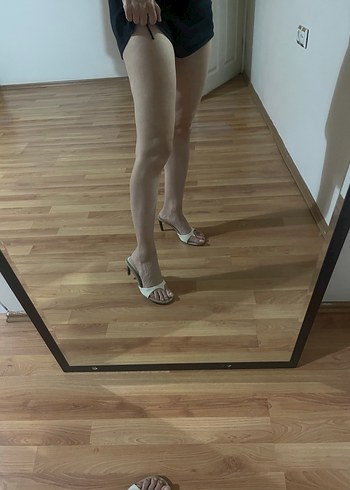 37 Beden beyaz Renk Beyaz Tokalı Stiletto Topuklu Kadın Terlik