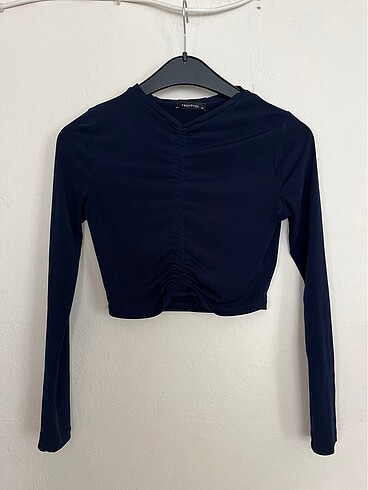 Trendyol büzgülü crop