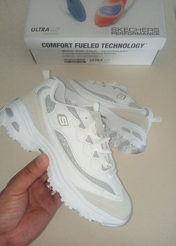 Skechers Beyaz spor ayakkabı