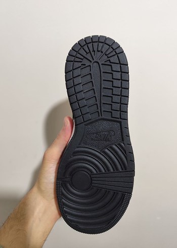 Nike Siyah Beyaz Bağcıklı Kadın Spor Ayakkabı