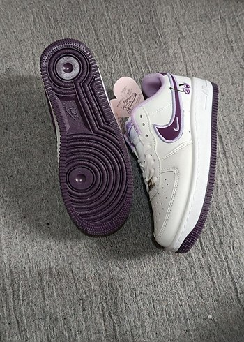 39 Beden Nike kiraz