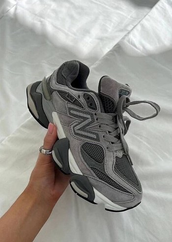 New Balance 9060 Smoke Grey