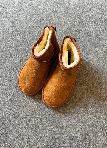 Diğer Ugg mini 36-37-38 Şok fiyat 