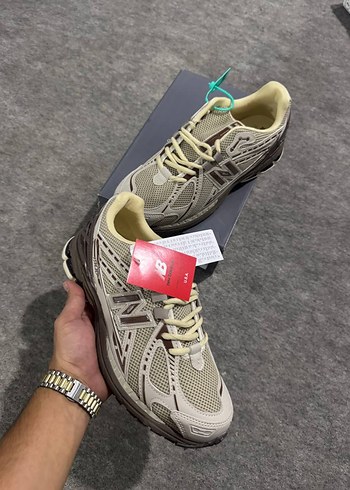 New Balance 1906r