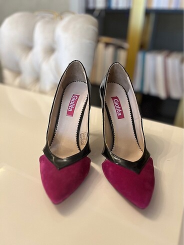 38 Beden Stiletto