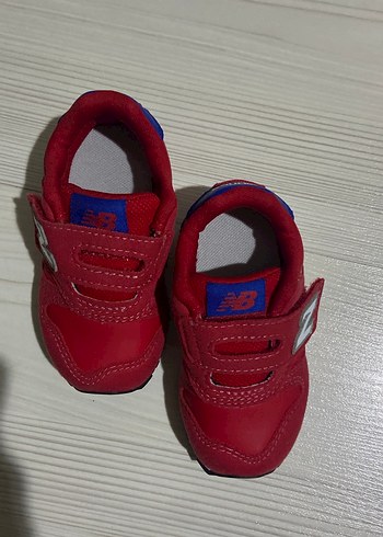 Kız Çocuk Kırmızı Cırt Cırtlı Spor Ayakkabı - Görsel 2