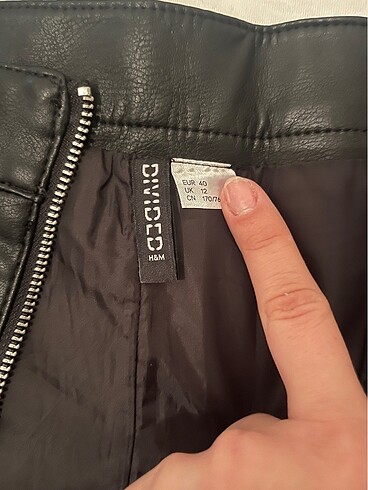 H&M H&M siyah deri etek