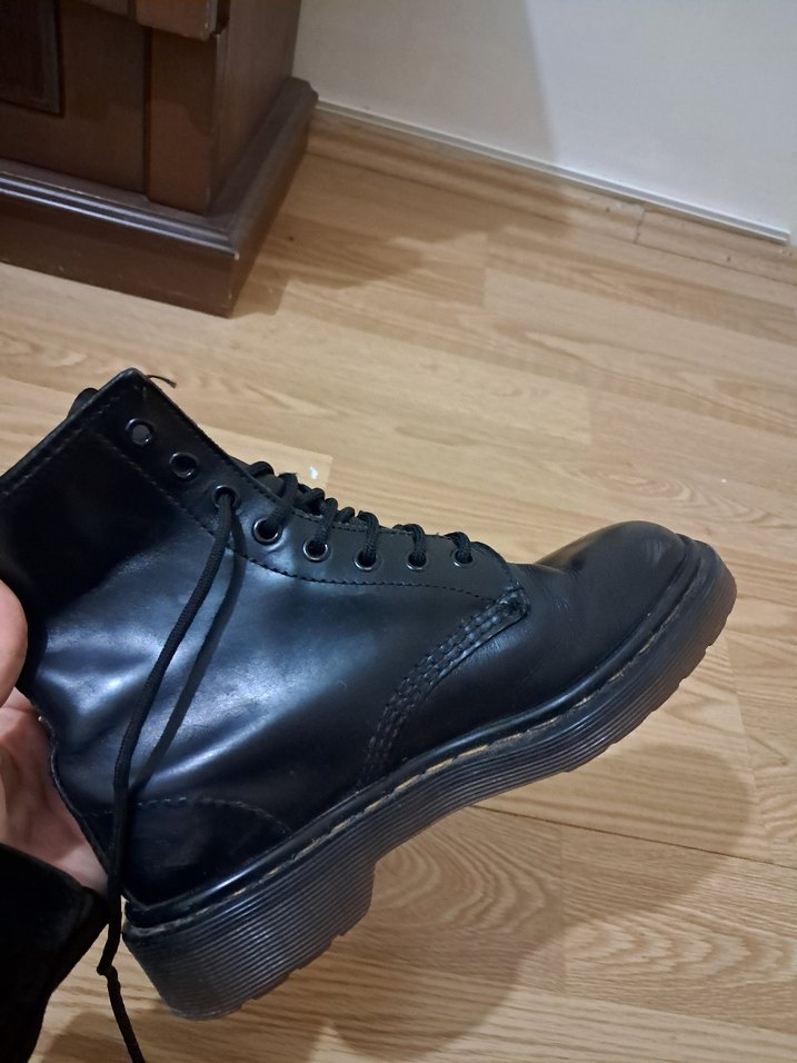 Dr Martens gerçek deri bot - Görsel 2