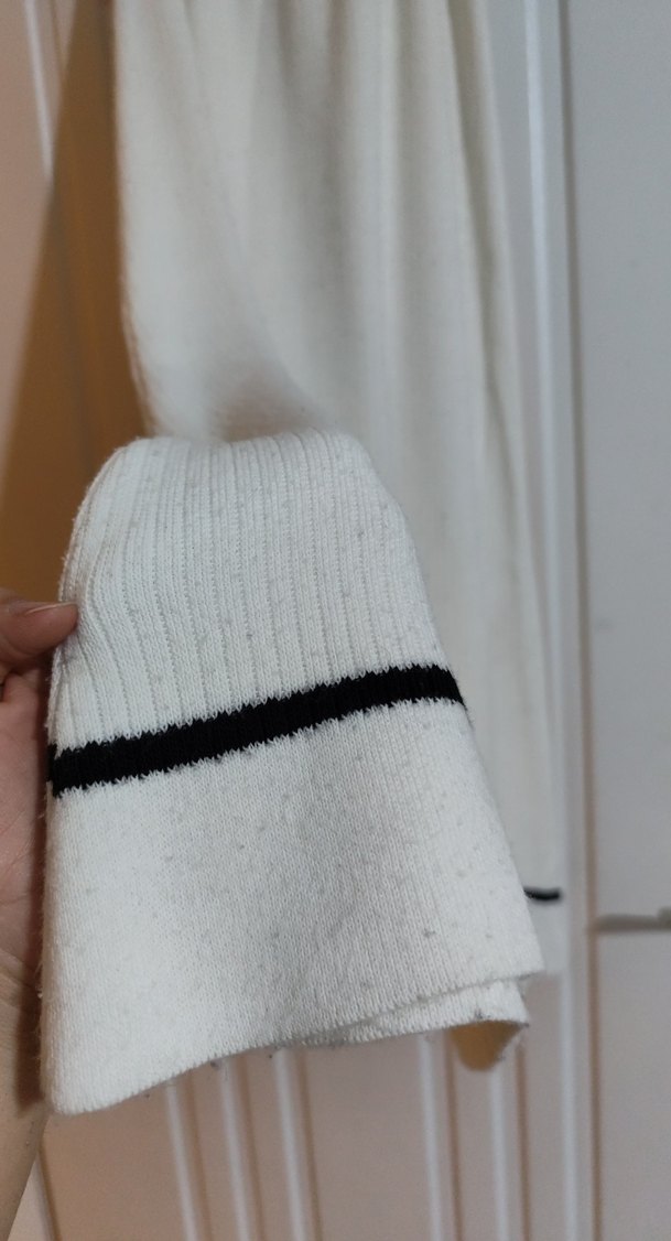 Beyaz Piliseli Uzun Kadın Etek - Görsel 3