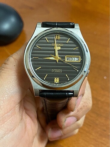 Beden siyah Renk Seiko 5 otomatik