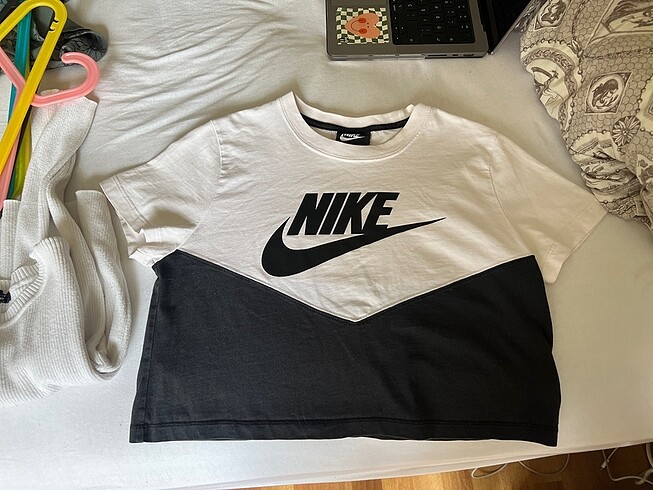 Nike Crop