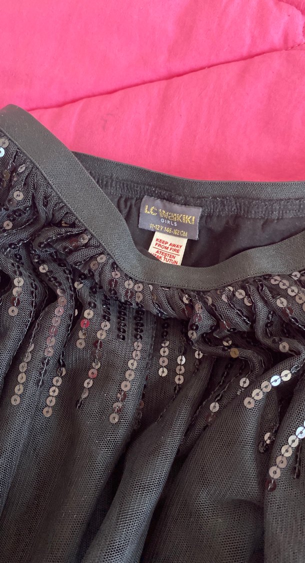 LCW kız çocuk pullu etek 11,12 taş - Görsel 2