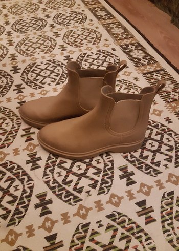 Bej Kadın Bot - Görsel 2