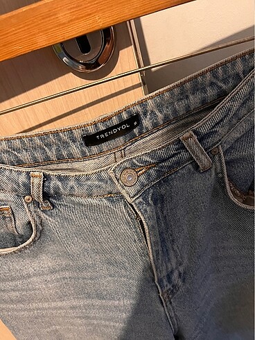 Trendyol & Milla Trendyol marka bayan kot pantolon