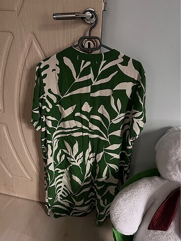 m Beden yeşil Renk H&M marka bayan salaş şık elbise
